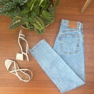 Levi’s 501 Skinny High waisted 25x28 in Tango Light revolve lulus